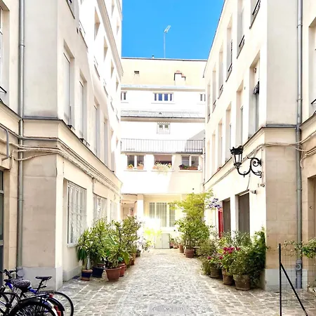 Moderne Et Renove Au Coeur De *